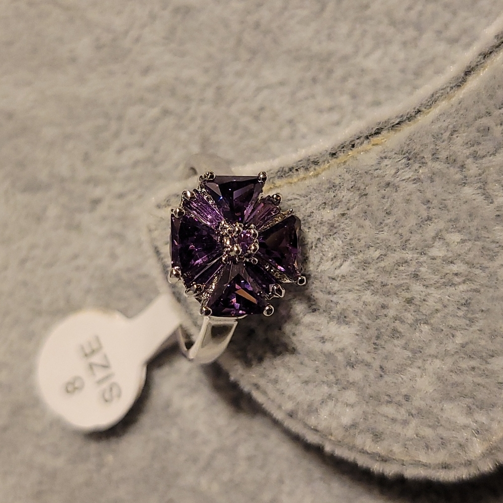 NWT size 8 Amethyst ring